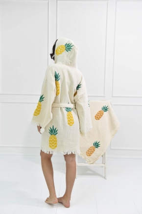 appear yellow